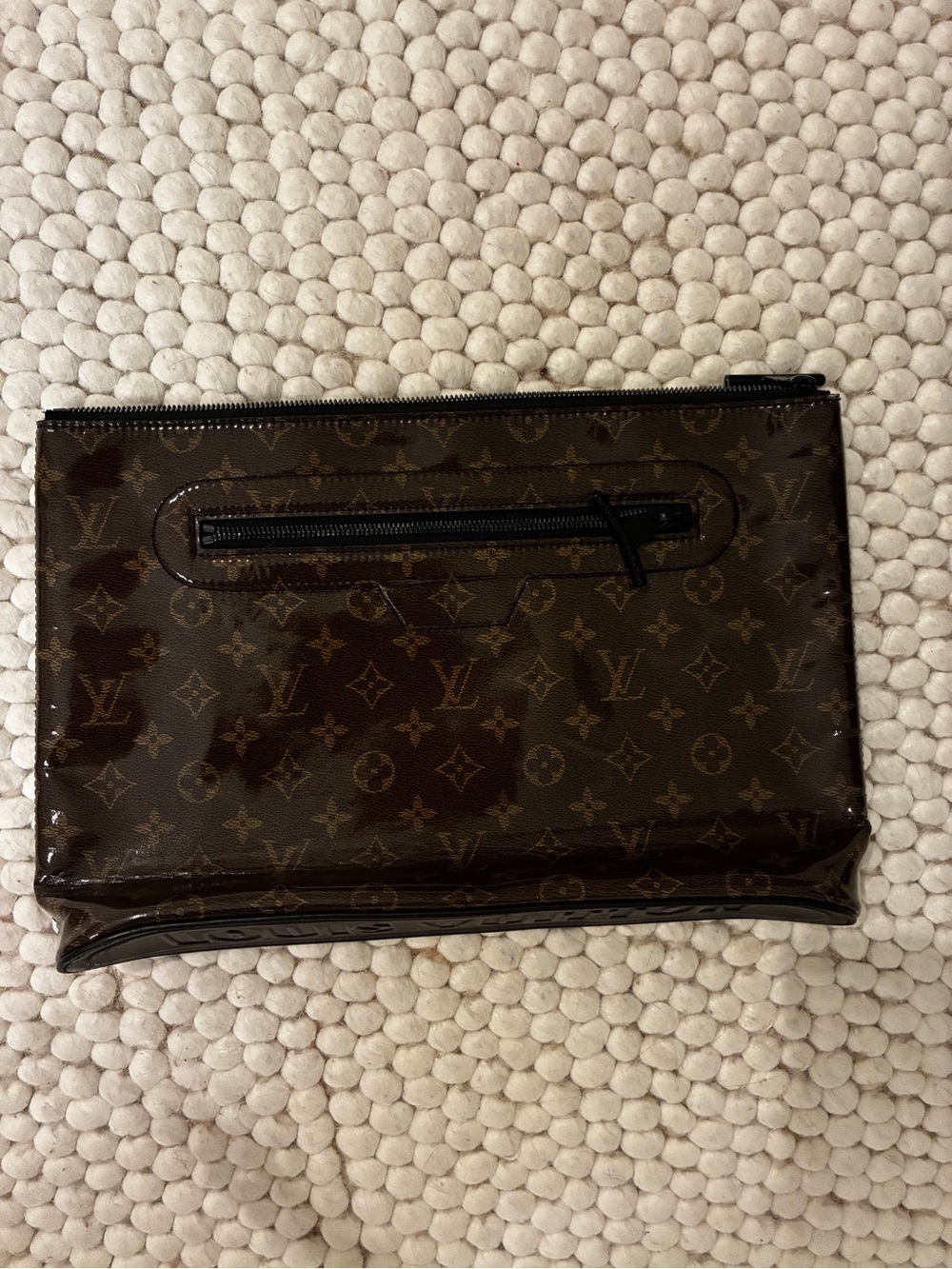 LOUIS VUITTON MONOGRAM GLAZE COSMOS POCHETTE - Picture 3 of 12